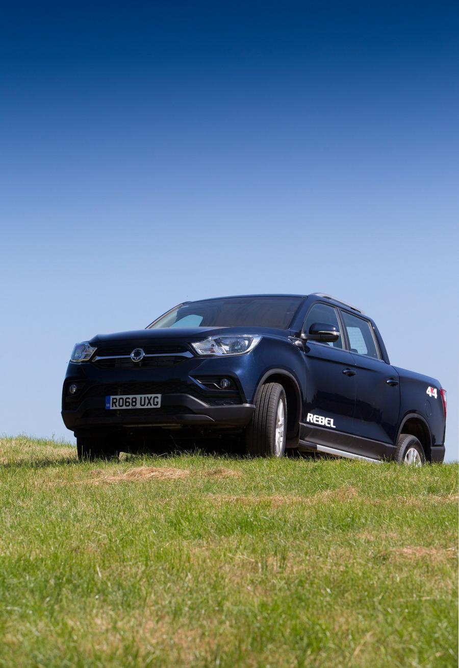  SsangYong Musso Rebel 2018 года  (UK) (фото 14 из 15)